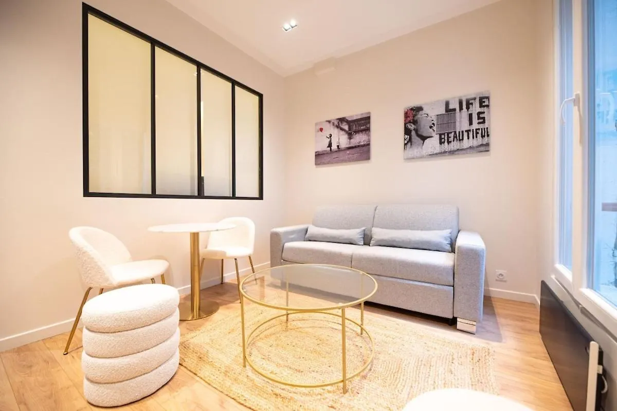 1 Bedroom Saint Germain Luxembourg Garden Paris 0*,  Frankrig