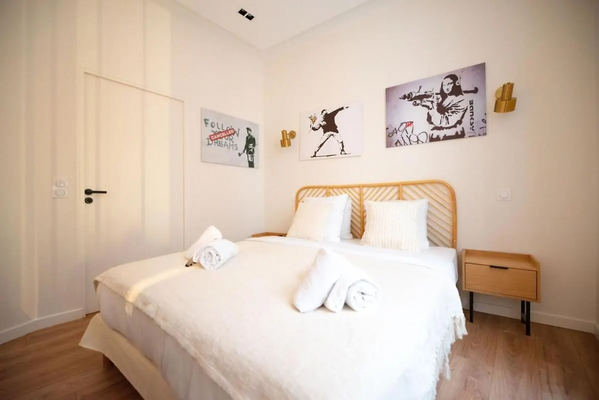 1 Bedroom Saint Germain Luxembourg Garden Paris
